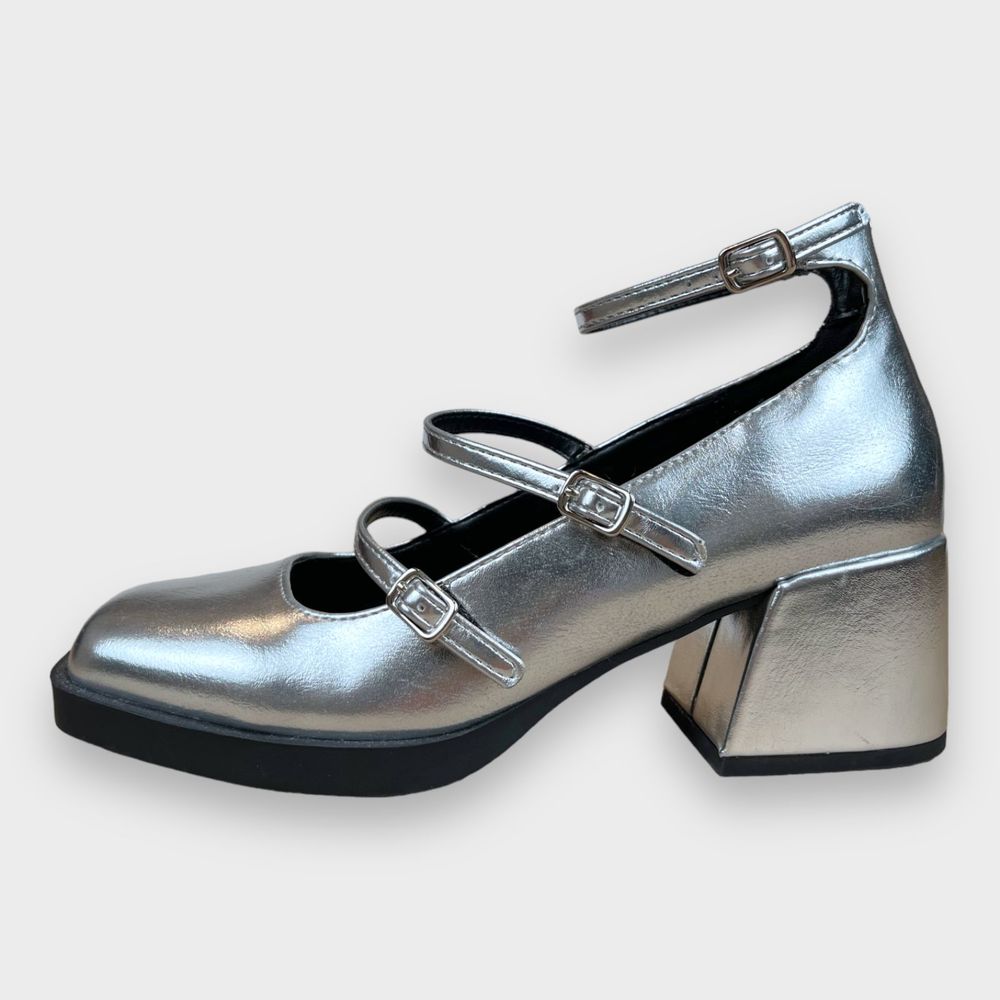 SODA Metallic Silver Square Toe Triple Strap Heel Mary Jane Shoes Women's 7.5